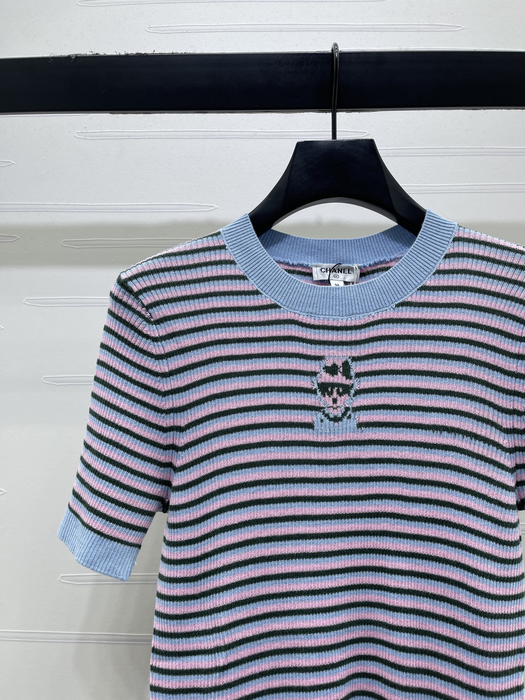 Women's short sleeves